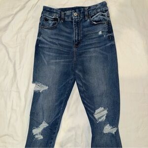 Distressed Curvy Supper high rise jegging